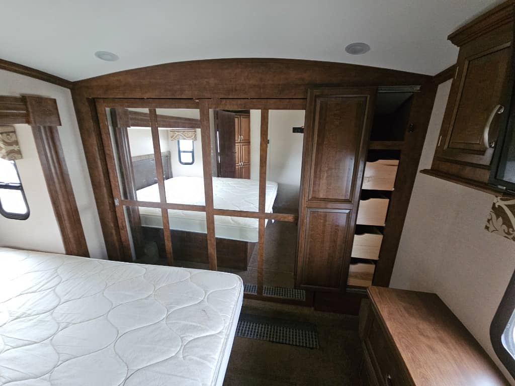 2016 Forest River RV 2016 Forest River RV Cardinal Blue Ridge - thumbnail 38