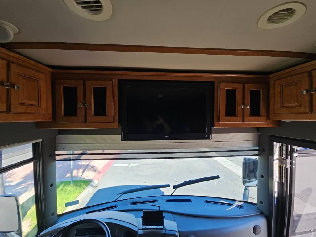 2010 Winnebago 2010 Winnebago Journey - thumbnail 31