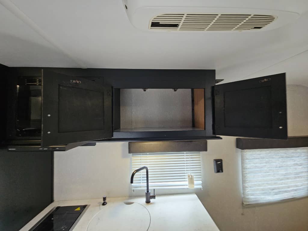 2021 Forest River RV 2021 Forest River RV Cherokee Wolf Pup - thumbnail 13