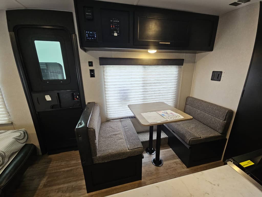 2021 Forest River RV 2021 Forest River RV Cherokee Wolf Pup - thumbnail 19