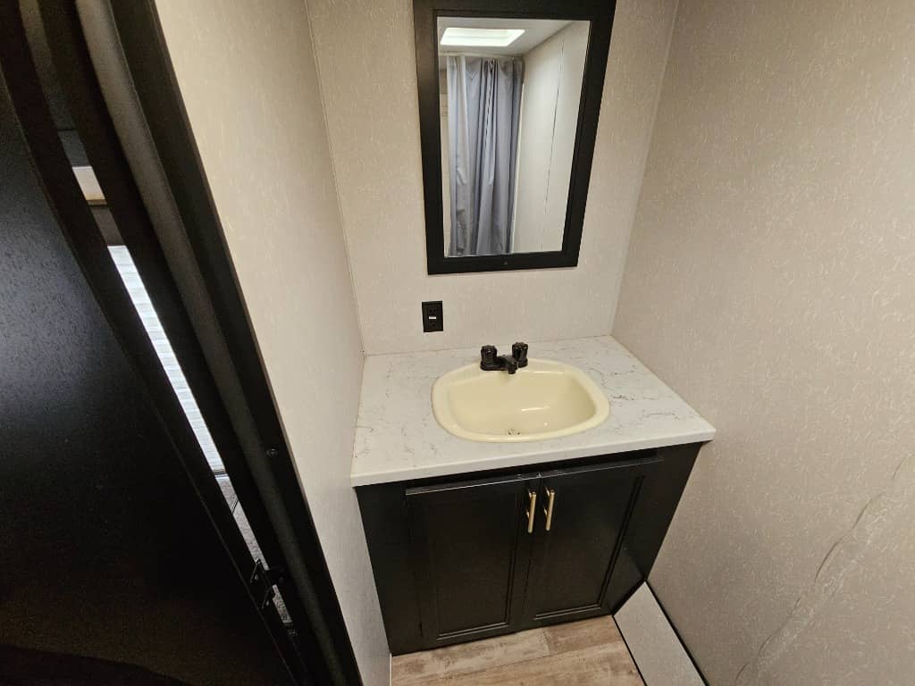 2021 Forest River RV 2021 Forest River RV Cherokee Wolf Pup - thumbnail 23