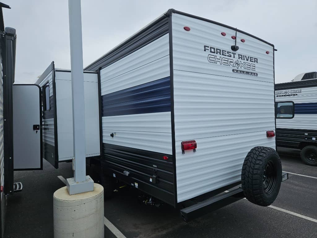 2025 Forest River 2025 Forest River Cherokee Wolf Pup - thumbnail 5