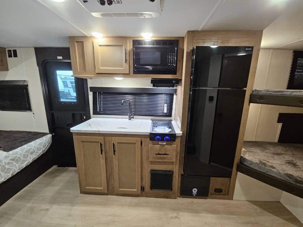 2025 Forest River 2025 Forest River Cherokee Wolf Pup - thumbnail 14