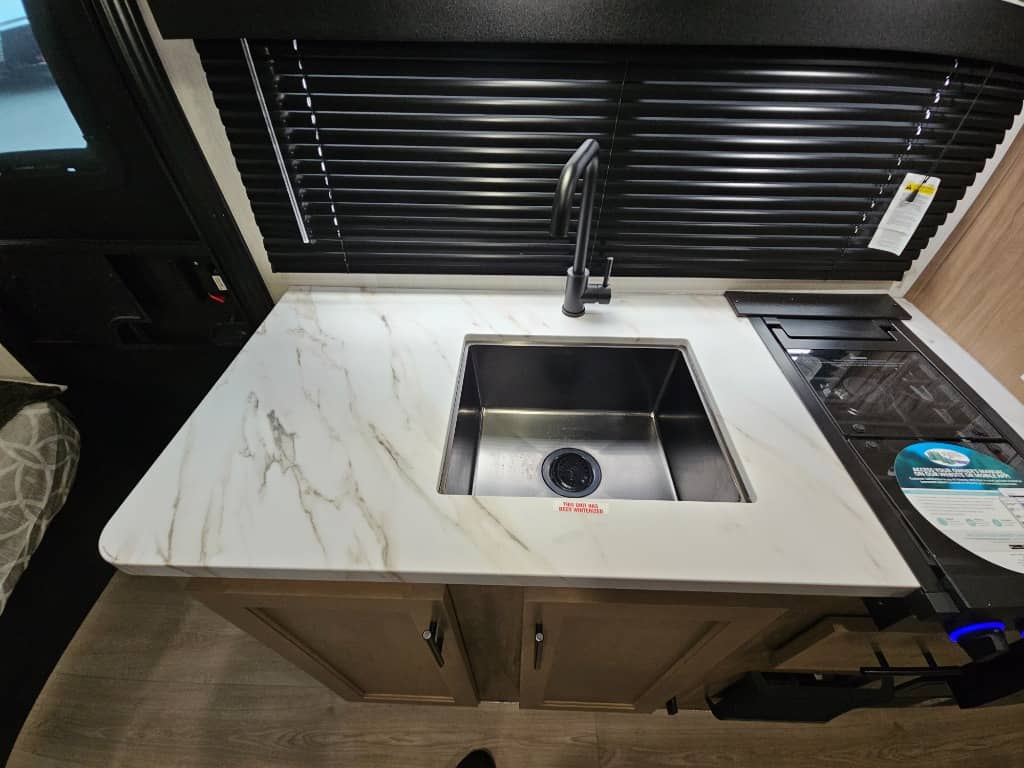 2025 Forest River 2025 Forest River Cherokee Wolf Pup - thumbnail 19