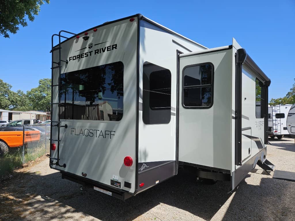 2025 Forest River 2025 Forest River Flagstaff Classic - thumbnail 2