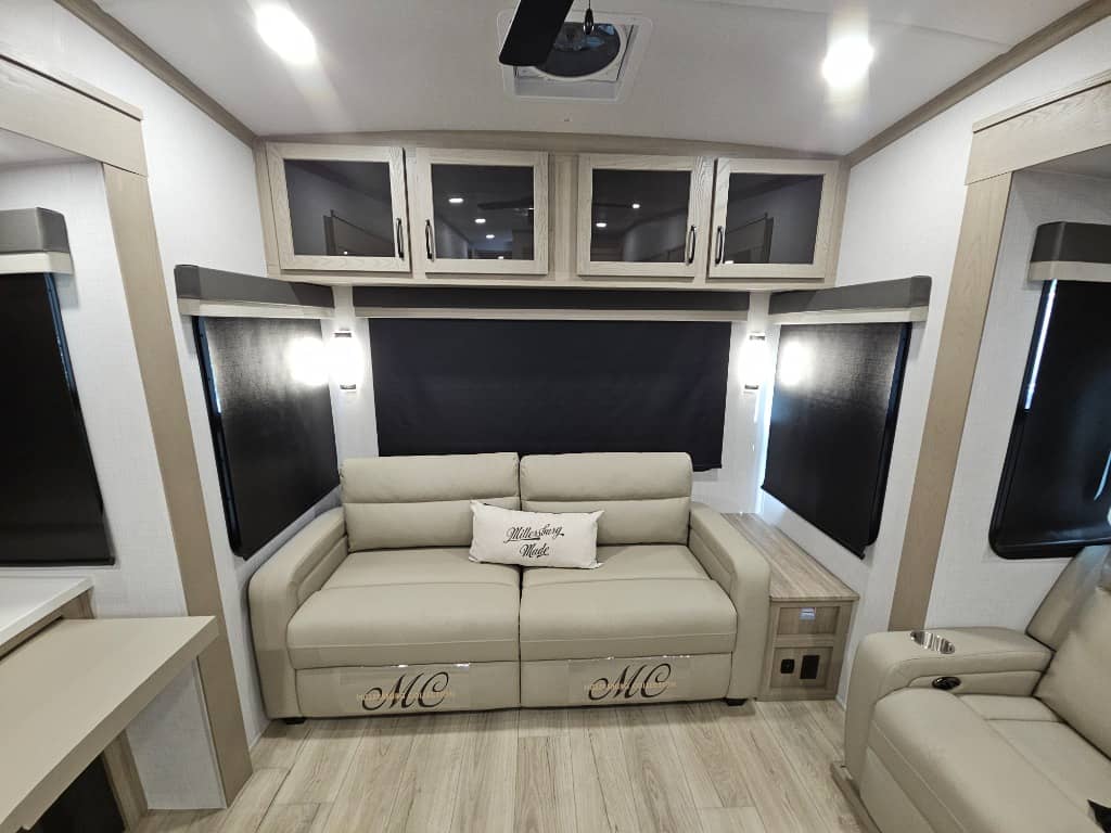 2025 Forest River 2025 Forest River Flagstaff Classic - thumbnail 14