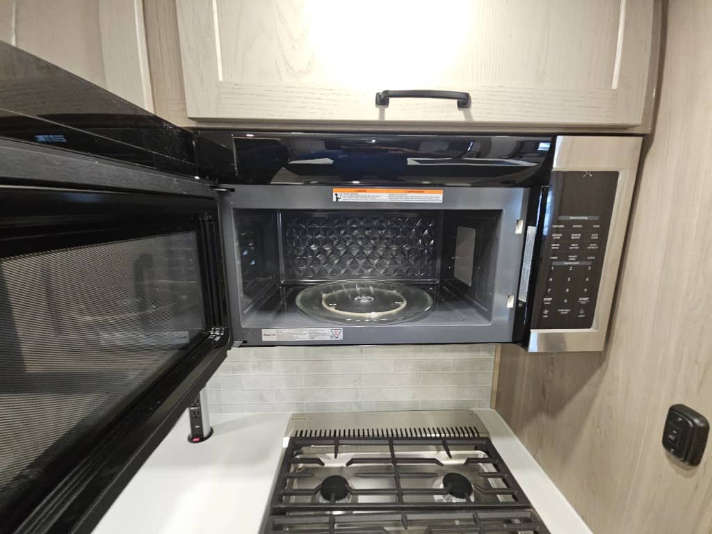 2025 Forest River 2025 Forest River Flagstaff Classic - thumbnail 21