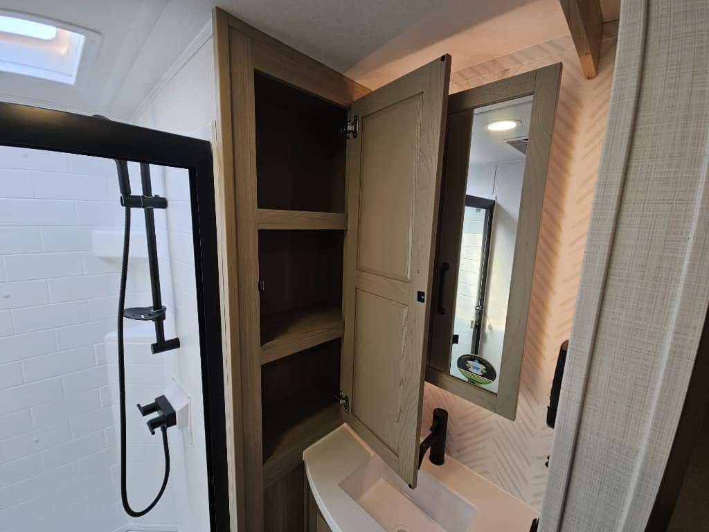 2025 Forest River 2025 Forest River Flagstaff Classic - thumbnail 32