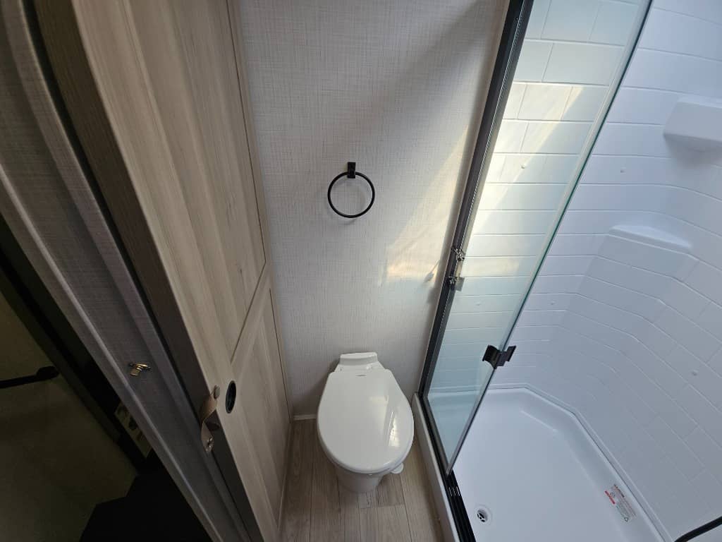 2025 Forest River 2025 Forest River Flagstaff Classic - thumbnail 33