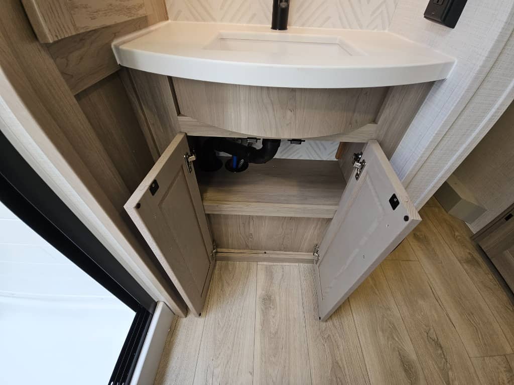 2025 Forest River 2025 Forest River Flagstaff Classic - thumbnail 36