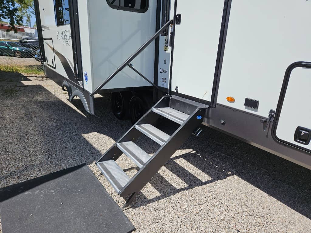 2025 Forest River 2025 Forest River Flagstaff Classic - thumbnail 46