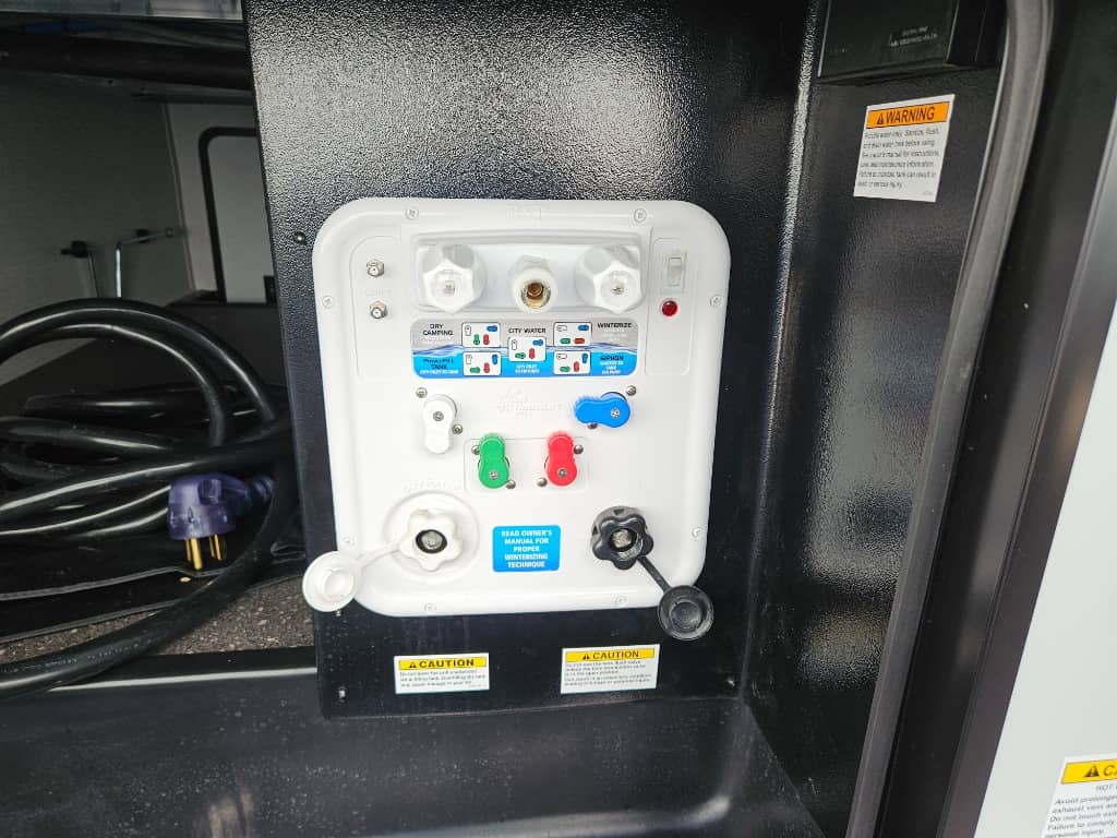 2025 Forest River 2025 Forest River Flagstaff Classic - thumbnail 58