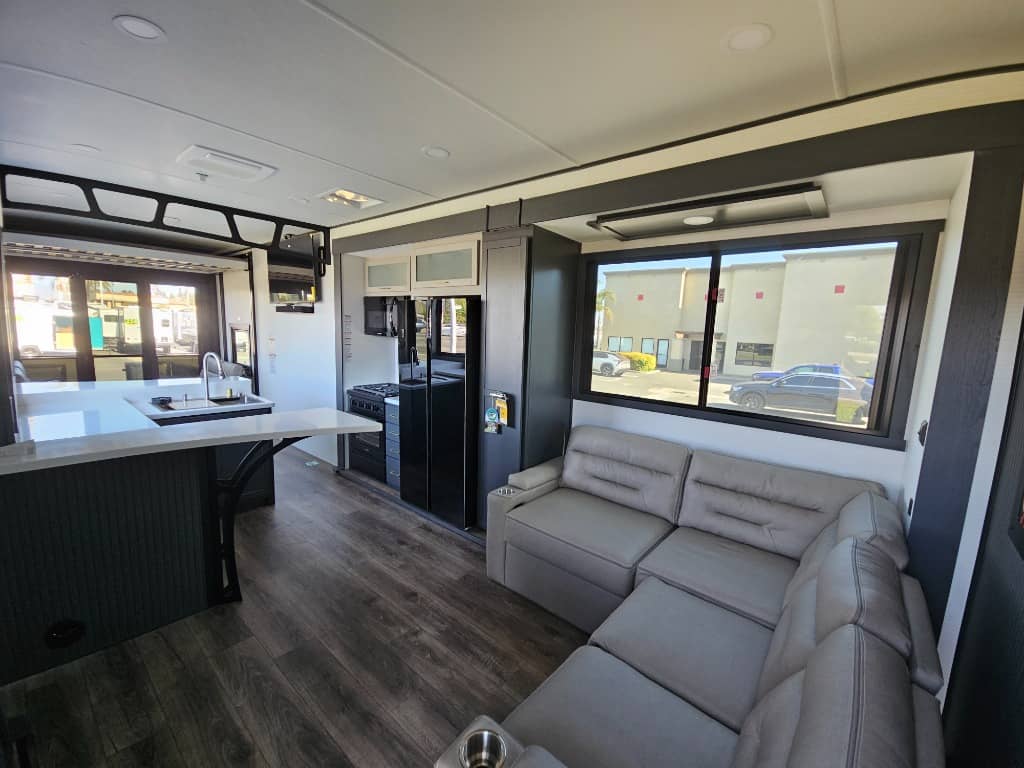 2025 Forest River RV 2025 Forest River RV XLR Nitro - thumbnail 10