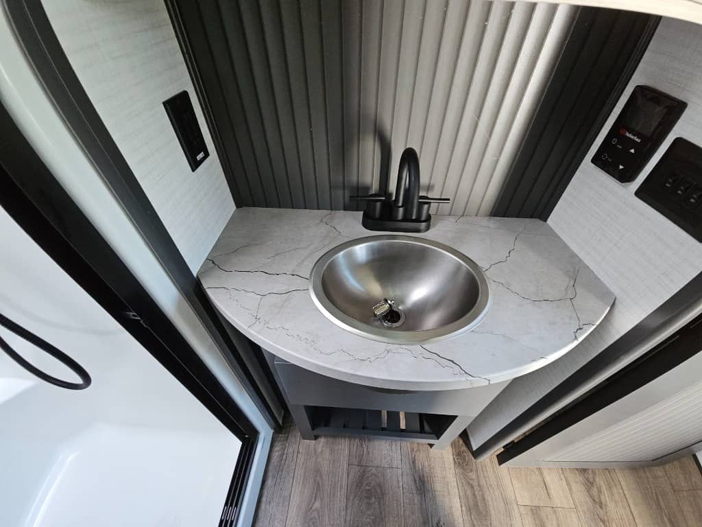 2025 Forest River RV 2025 Forest River RV XLR Nitro - thumbnail 37