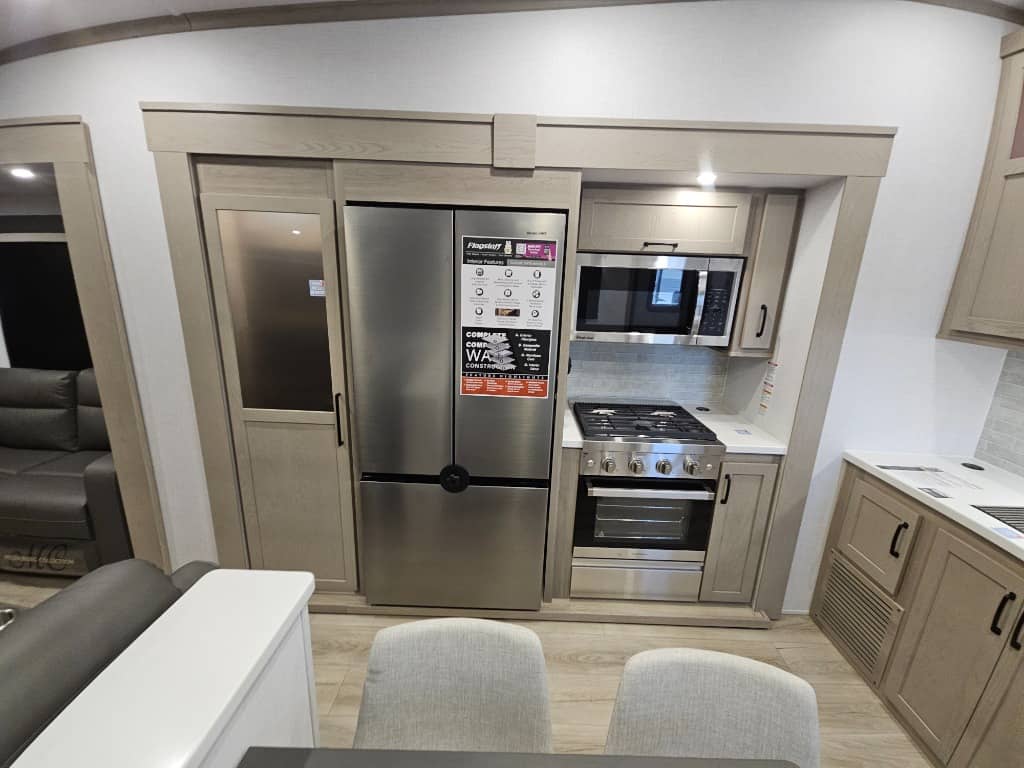 2025 Forest River 2025 Forest River Flagstaff Classic - thumbnail 20