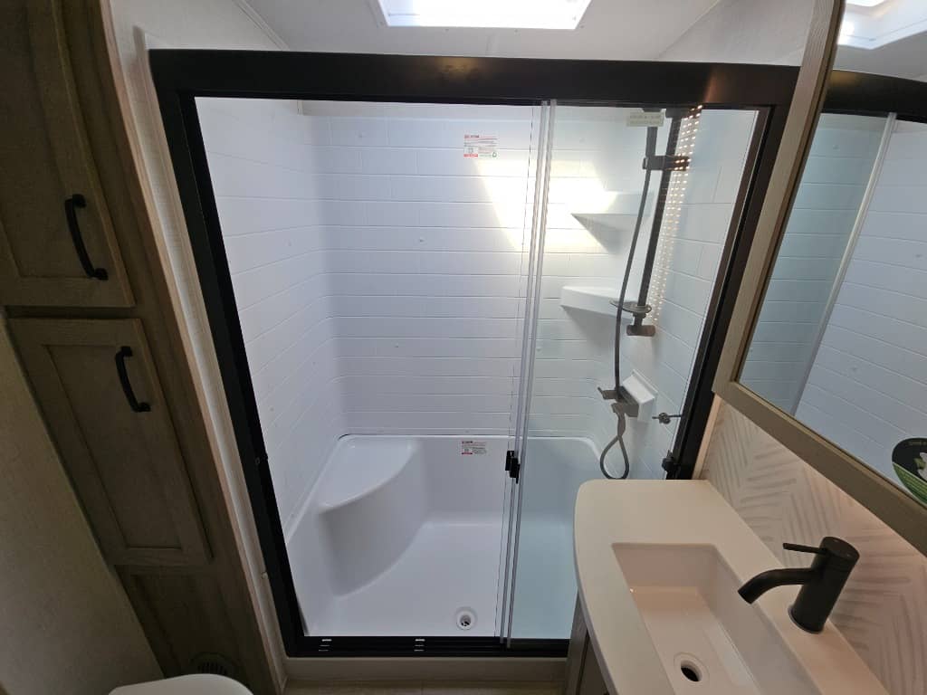 2025 Forest River 2025 Forest River Flagstaff Classic - thumbnail 34