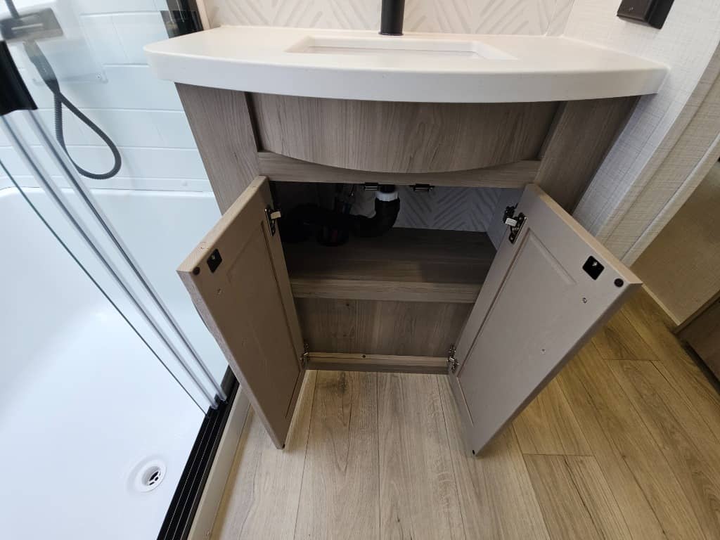 2025 Forest River 2025 Forest River Flagstaff Classic - thumbnail 40