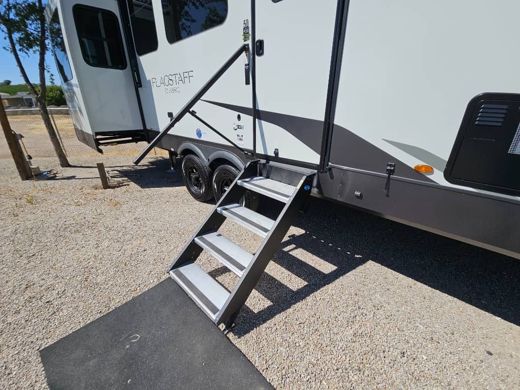 2025 Forest River 2025 Forest River Flagstaff Classic - thumbnail 50