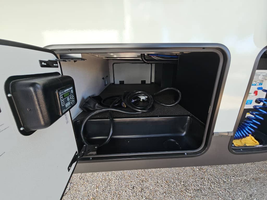 2025 Forest River 2025 Forest River Flagstaff Classic - thumbnail 58