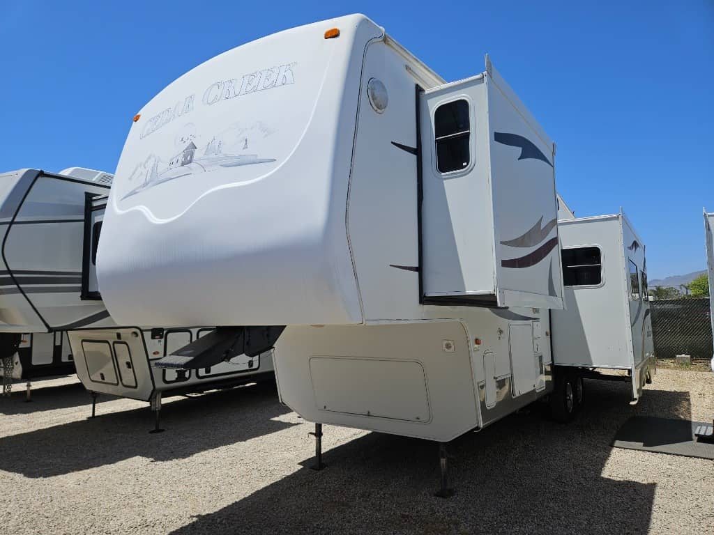 2005 Forest River 2005 Forest River Cedar Creek - thumbnail 5