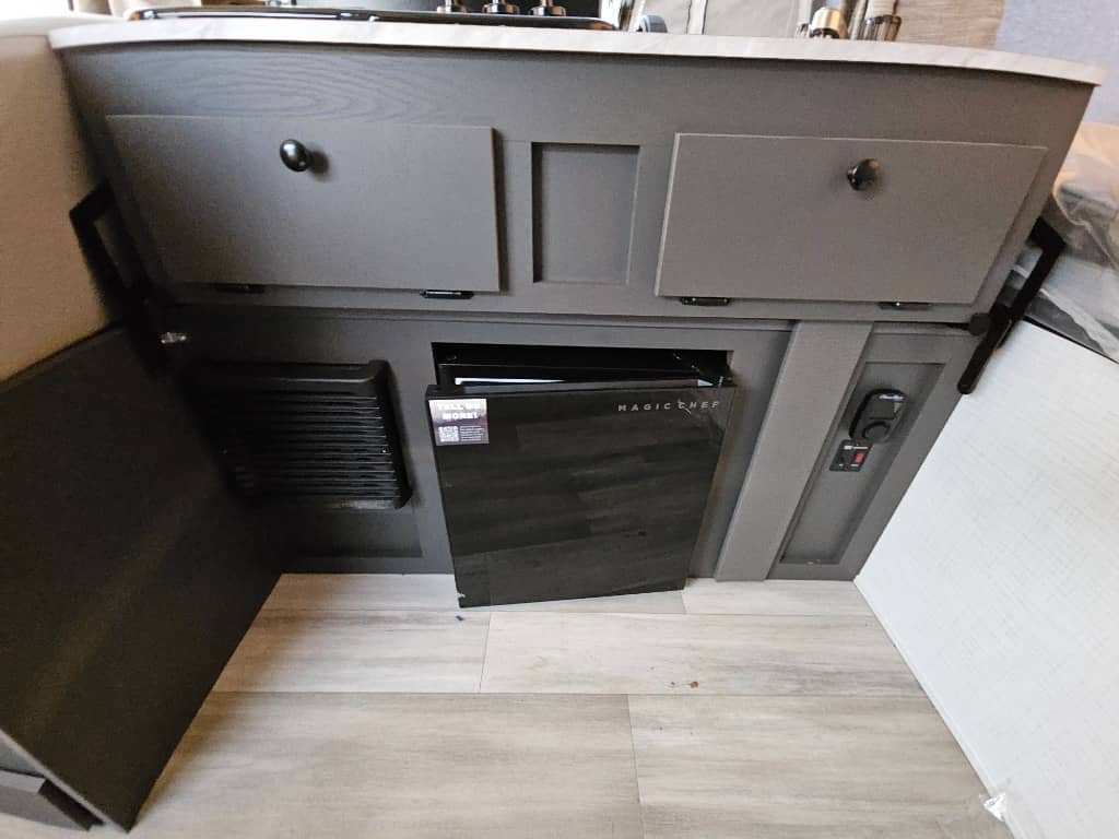 2025 Forest River 2025 Forest River Flagstaff Mac Series Folding - thumbnail 21