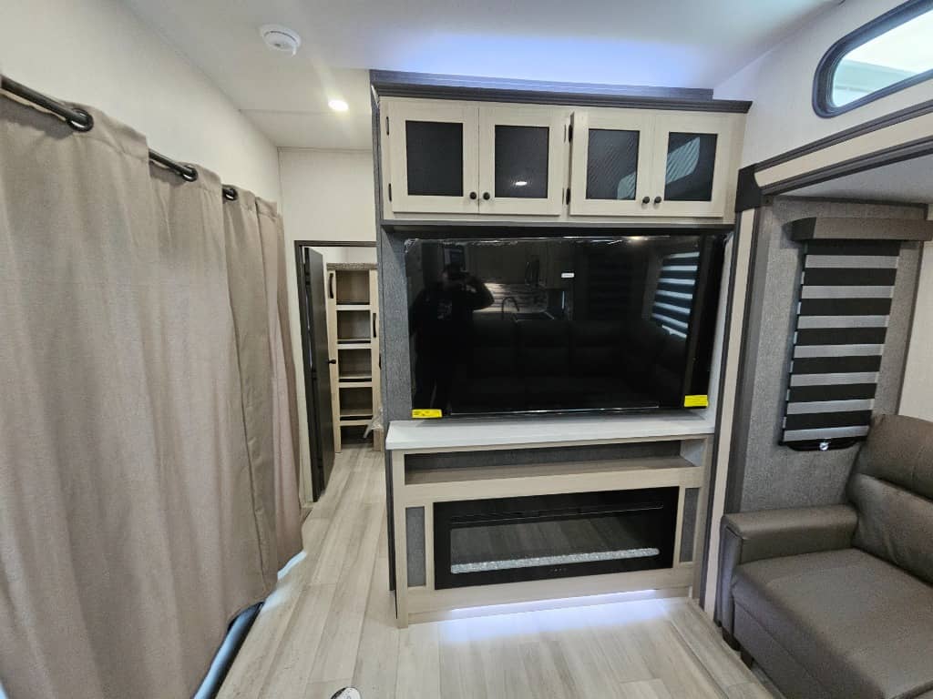 2026 Prime Time RV 2026 Prime Time RV LaCrosse - thumbnail 10