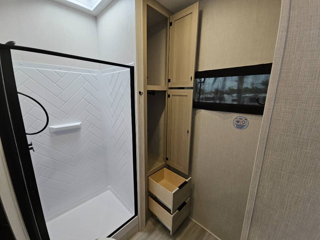 2026 Prime Time RV 2026 Prime Time RV LaCrosse - thumbnail 37