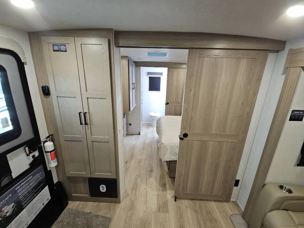 2026 Forest River 2026 Forest River Flagstaff Micro Lite - thumbnail 38