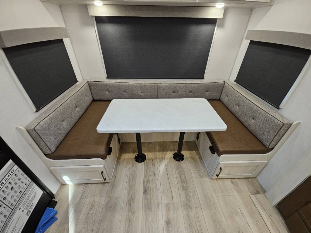 2026 Forest River 2026 Forest River Surveyor - thumbnail 11