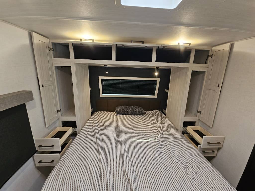 2026 Forest River 2026 Forest River Surveyor - thumbnail 41