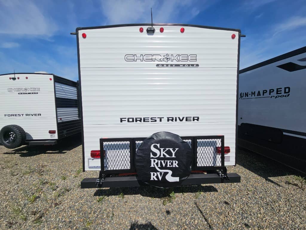 2026 Forest River RV 2026 Forest River RV Cherokee Grey Wolf - thumbnail 35