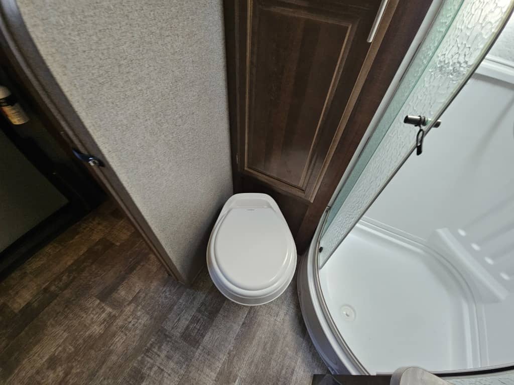 2019 Forest River 2019 Forest River Rockwood Roo - thumbnail 39