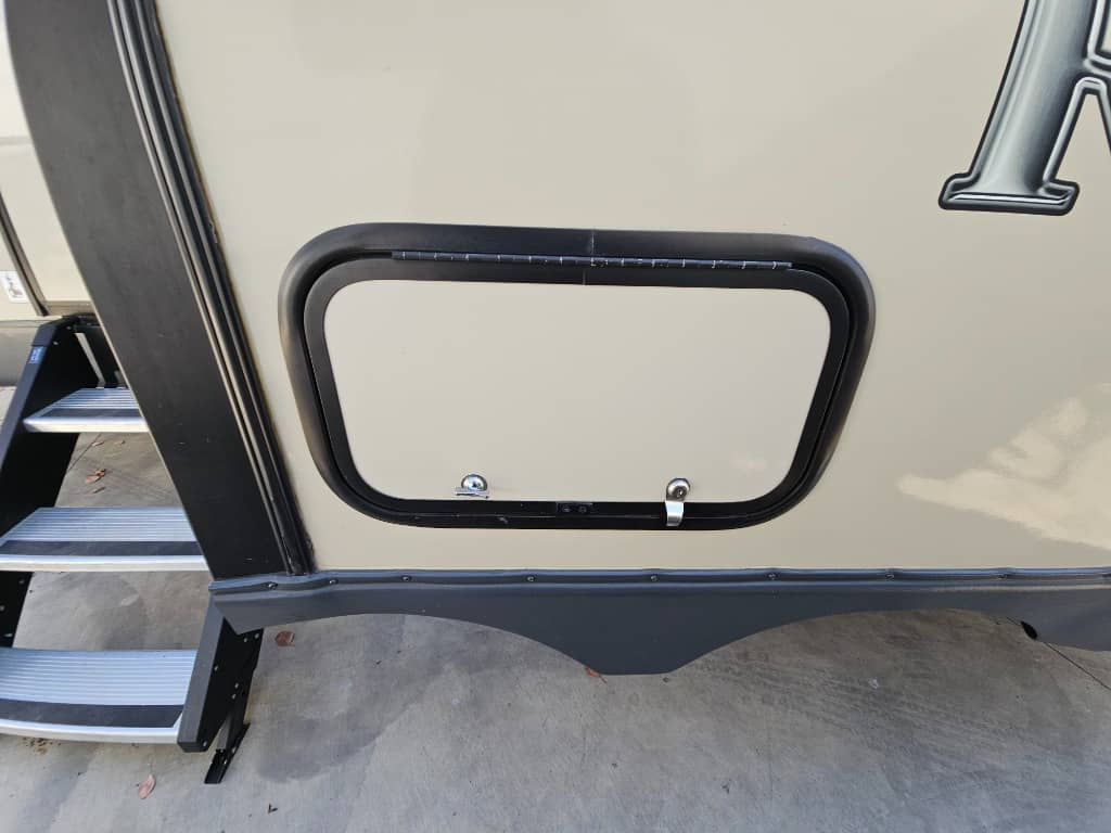 2019 Forest River 2019 Forest River Rockwood Roo - thumbnail 48