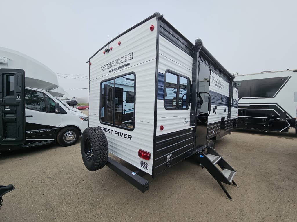 2026 Forest River RV 2026 Forest River RV Cherokee Wolf Pup - thumbnail 3