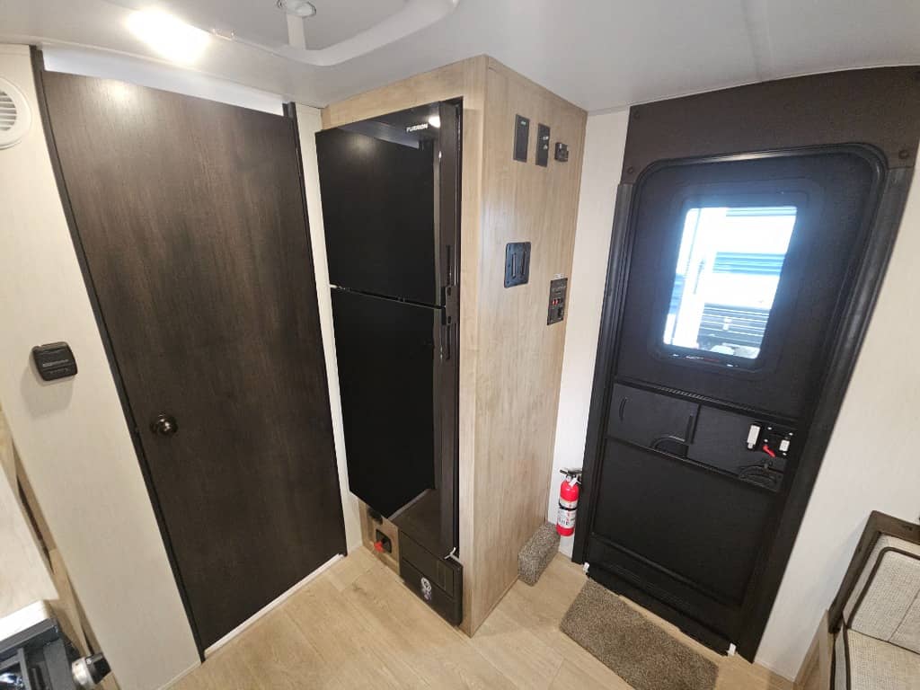 2026 Forest River RV 2026 Forest River RV Cherokee Wolf Pup - thumbnail 19