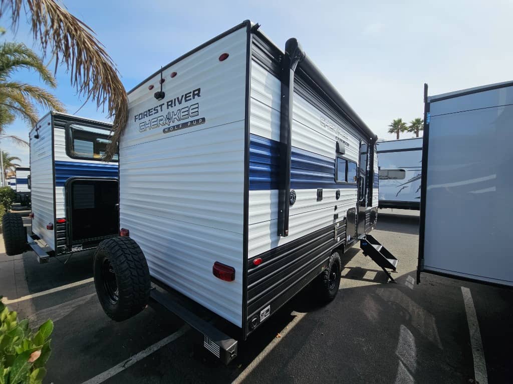 2026 Forest River 2026 Forest River Cherokee Wolf Pup - thumbnail 3