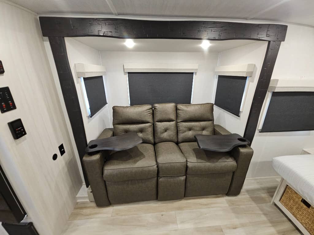 2026 Forest River 2026 Forest River R-Pod - thumbnail 8