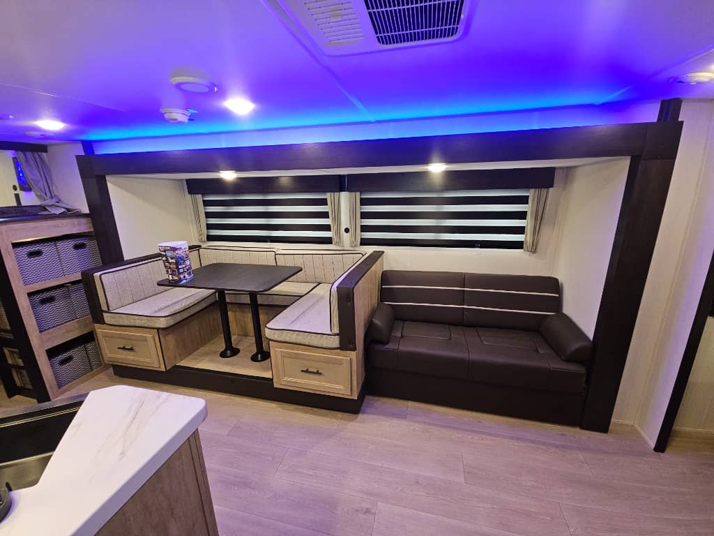 2026 Forest River 2026 Forest River Cherokee Grey Wolf - thumbnail 8