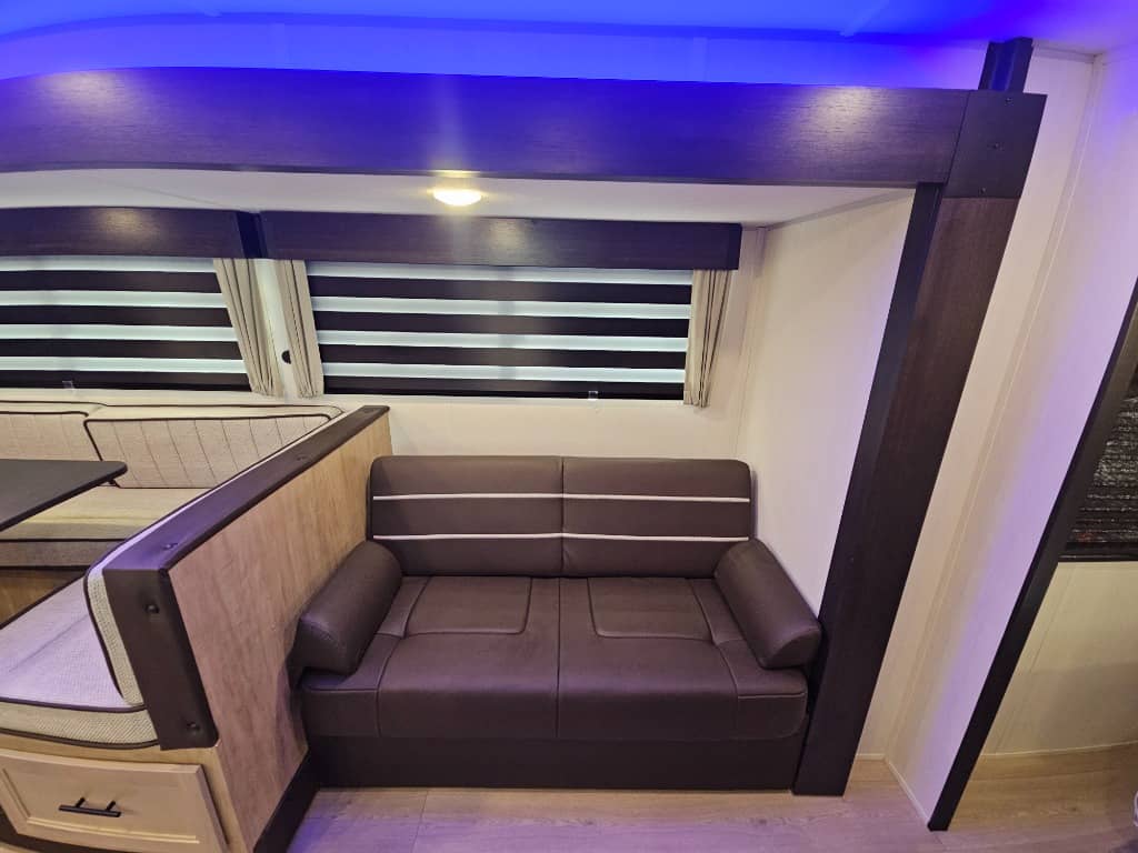 2026 Forest River 2026 Forest River Cherokee Grey Wolf - thumbnail 9