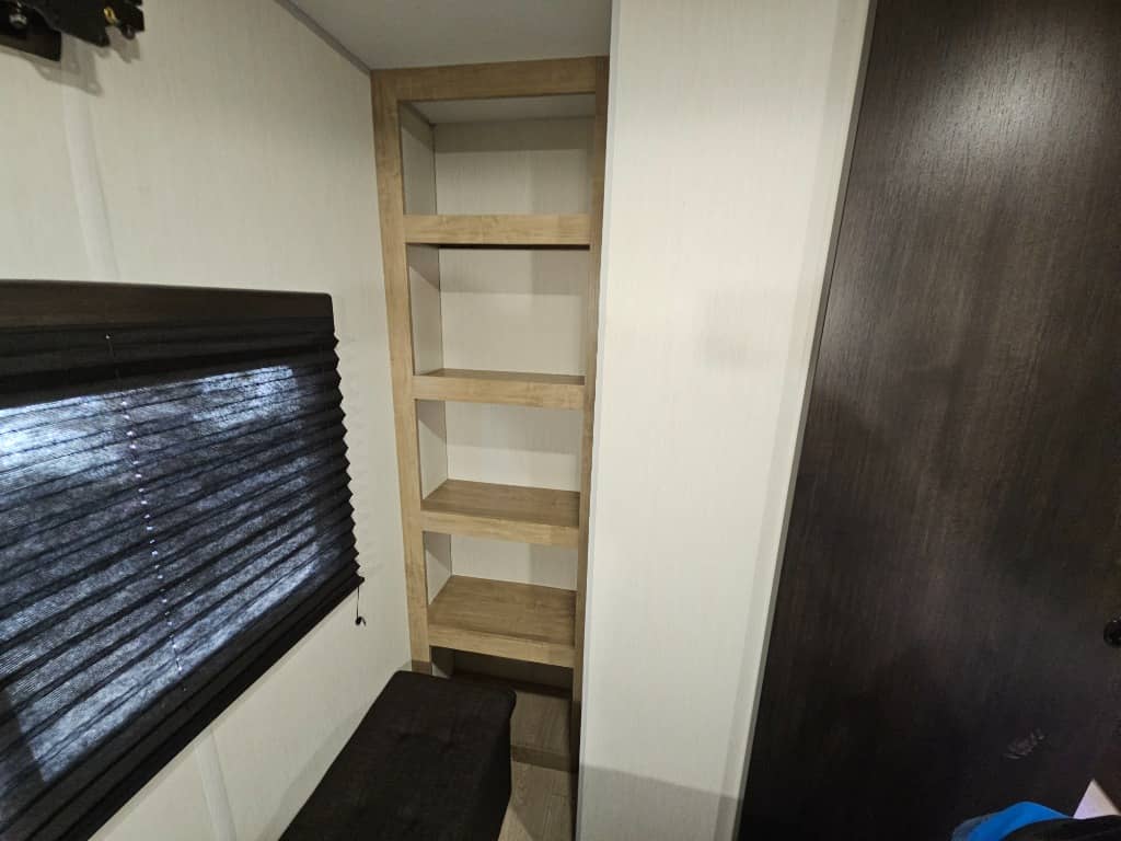 2026 Forest River 2026 Forest River Cherokee Grey Wolf - thumbnail 32