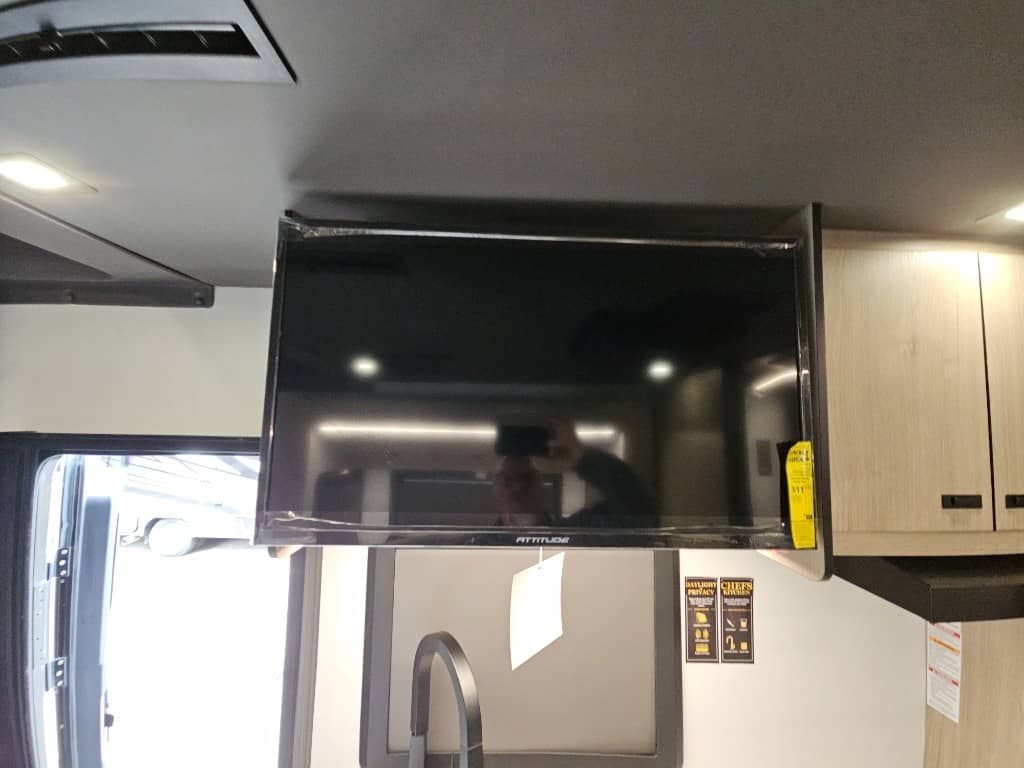 2026 Grand Design 2026 Grand Design Lineage Series M - thumbnail 13