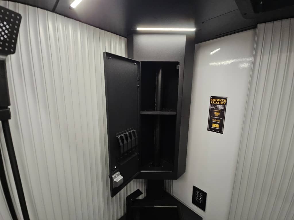 2026 Grand Design 2026 Grand Design Lineage Series M - thumbnail 25