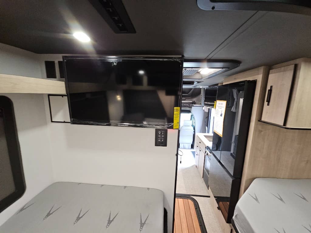 2026 Grand Design 2026 Grand Design Lineage Series M - thumbnail 36