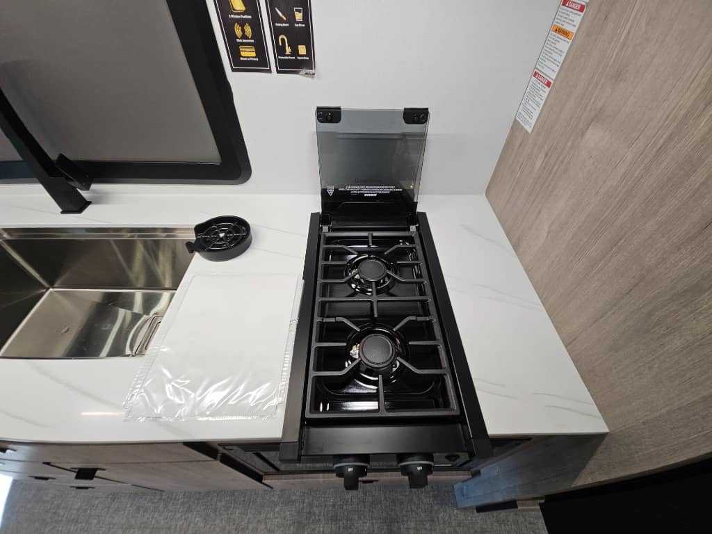 2026 Grand Design 2026 Grand Design Lineage Series M - thumbnail 25