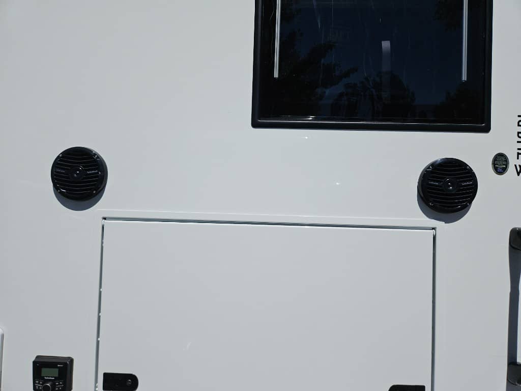 2026 Grand Design 2026 Grand Design Lineage Series M - thumbnail 49