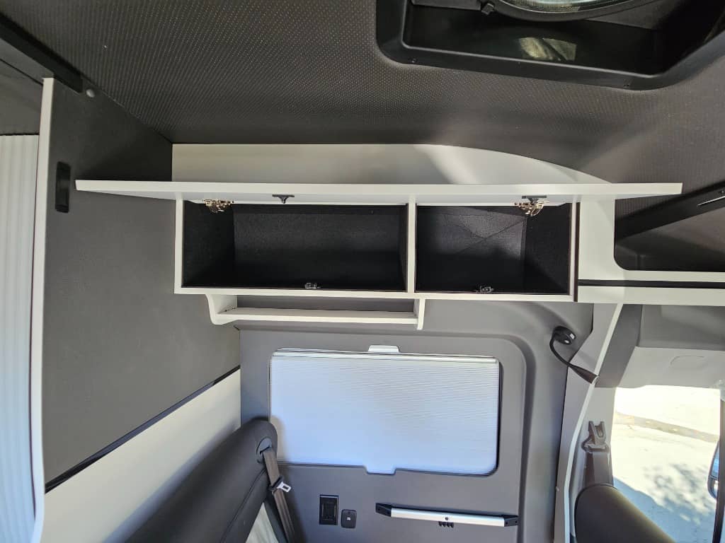 2026 Grand Design 2026 Grand Design Lineage Series Vt - thumbnail 8