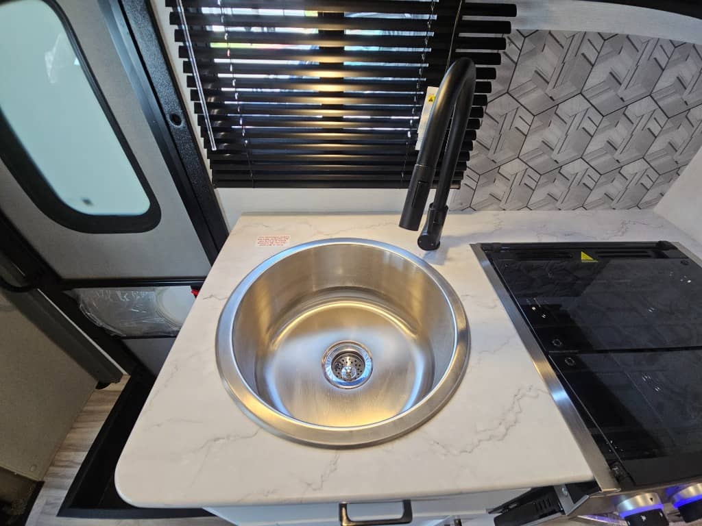 2025 Gulf Stream 2025 Gulf Stream Conquest - thumbnail 30