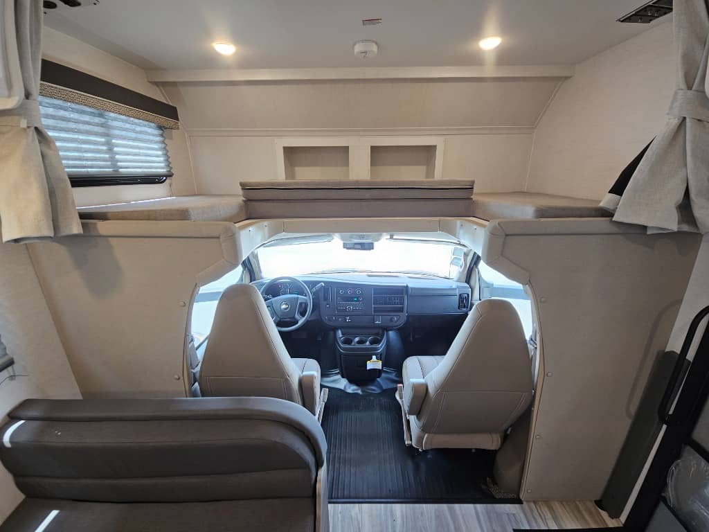 2025 Gulf Stream 2025 Gulf Stream Conquest - thumbnail 32