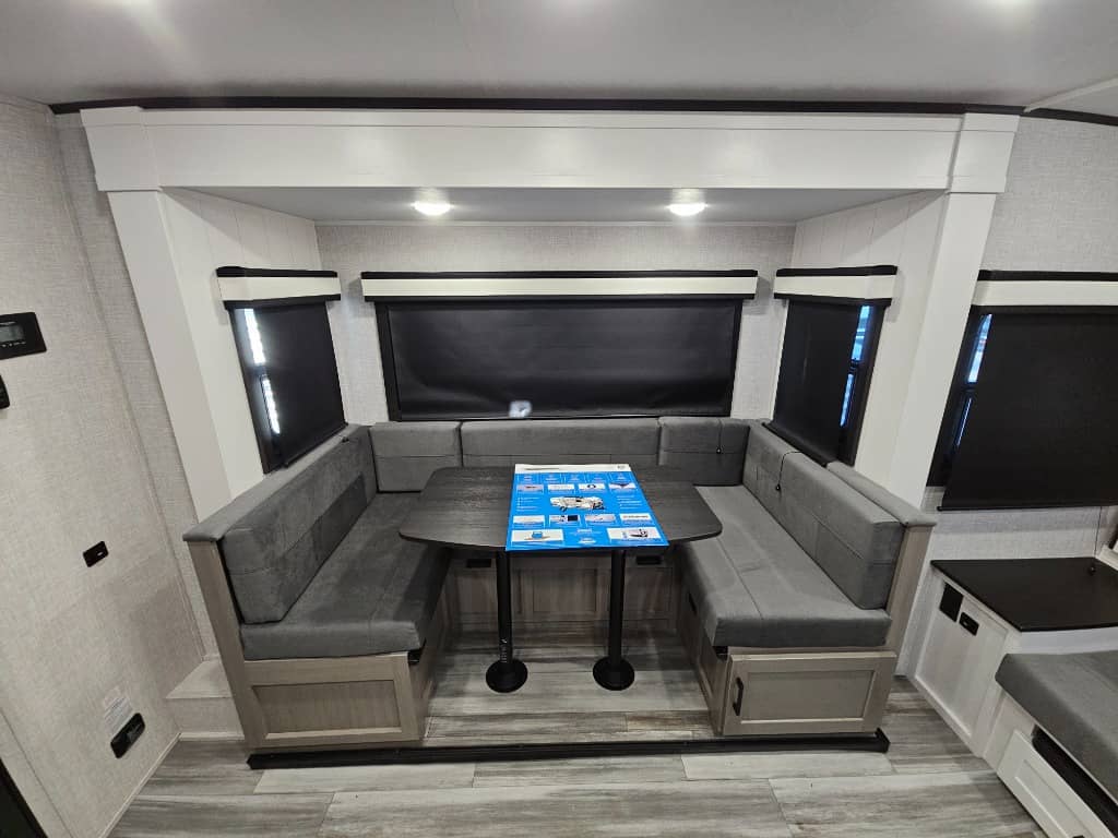 2025 Jayco 2025 Jayco Jay Feather - thumbnail 12