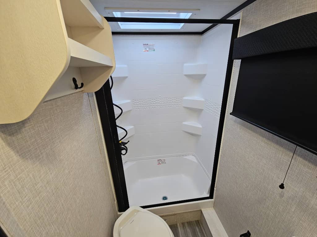 2025 Jayco 2025 Jayco Jay Feather - thumbnail 17